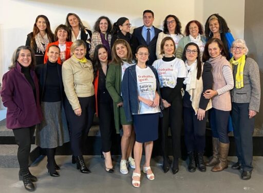 Legislação da equidade salarial e o poder feminino nos negócios foi tema de debate